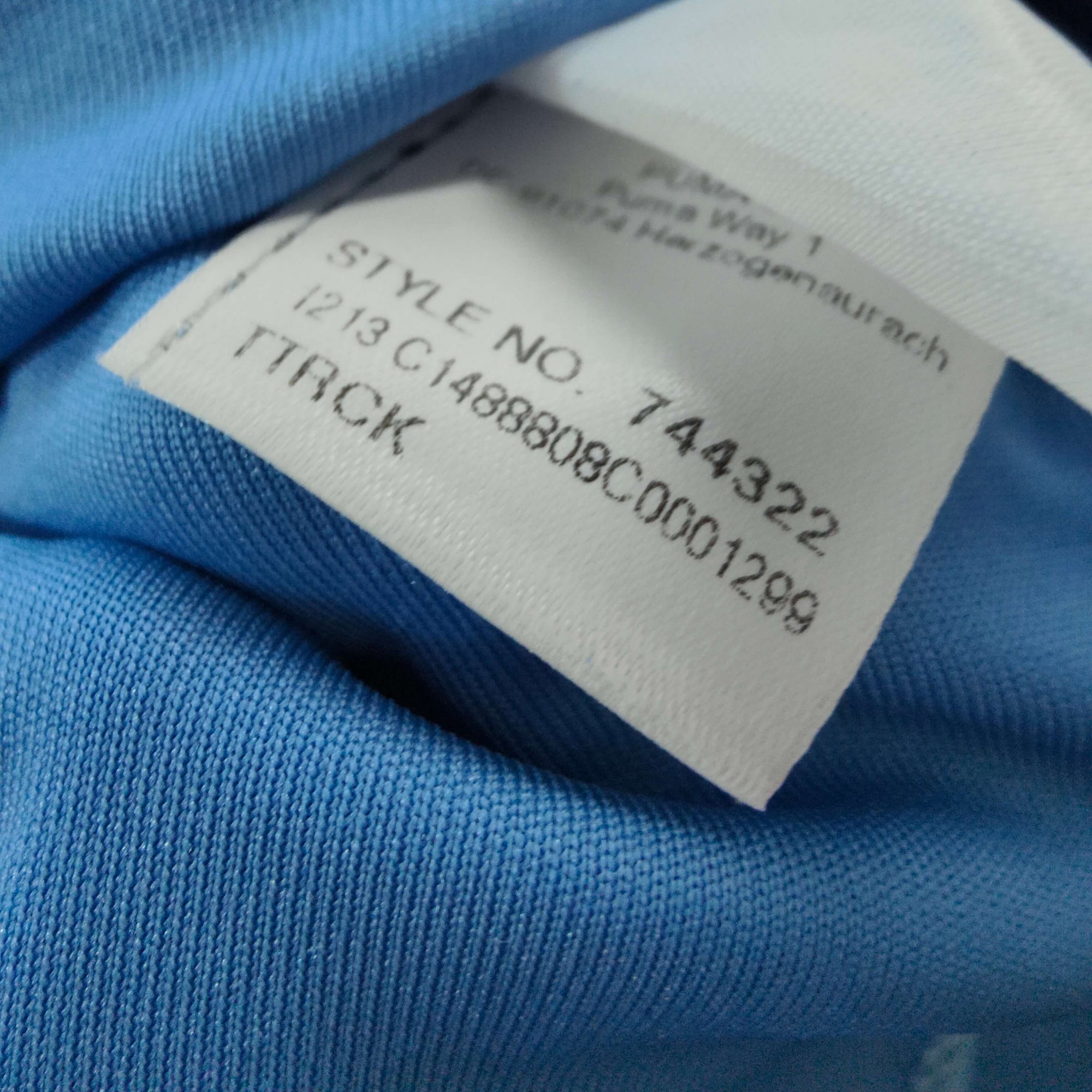 2014-15 Uruguay Home Shirt Suarez 
