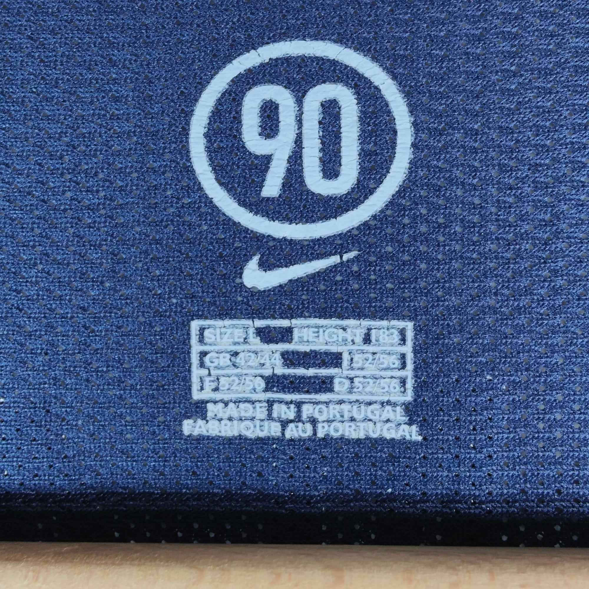 2004-06 Portugal Away Shirt Ronaldo 