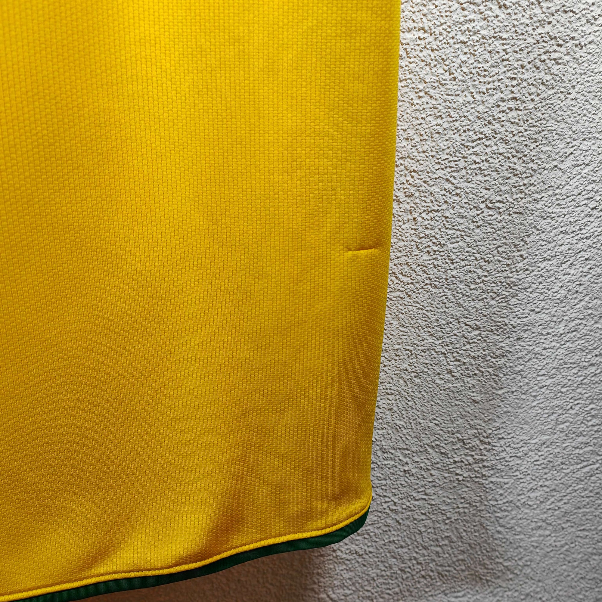 2008-10 Brazil Home Shirt Kaká 