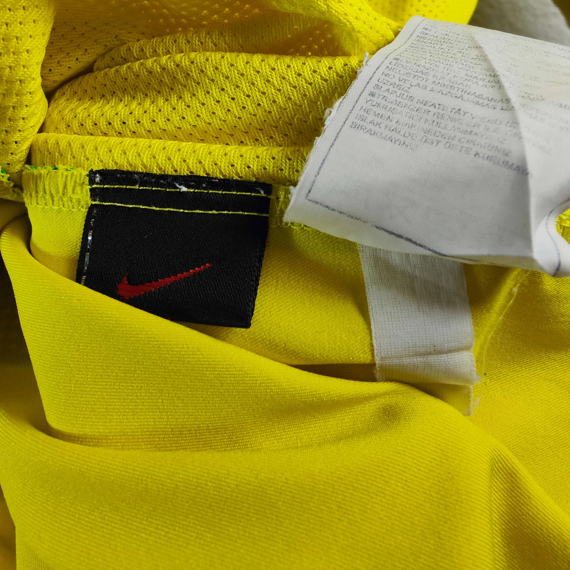 2004-06 Brazil Home Shirt Ronaldo 