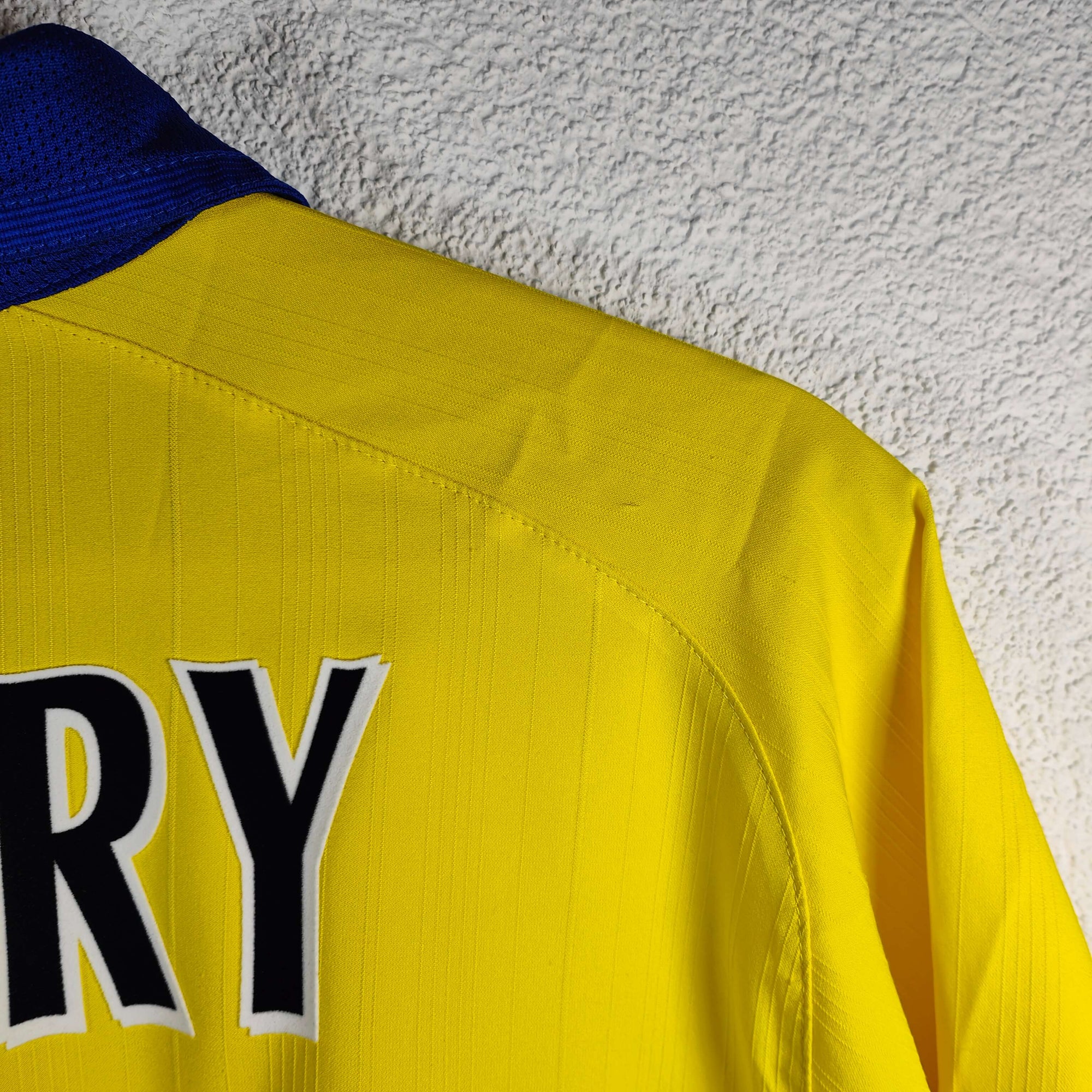 2003-05 Arsenal Away Shirt Henry 