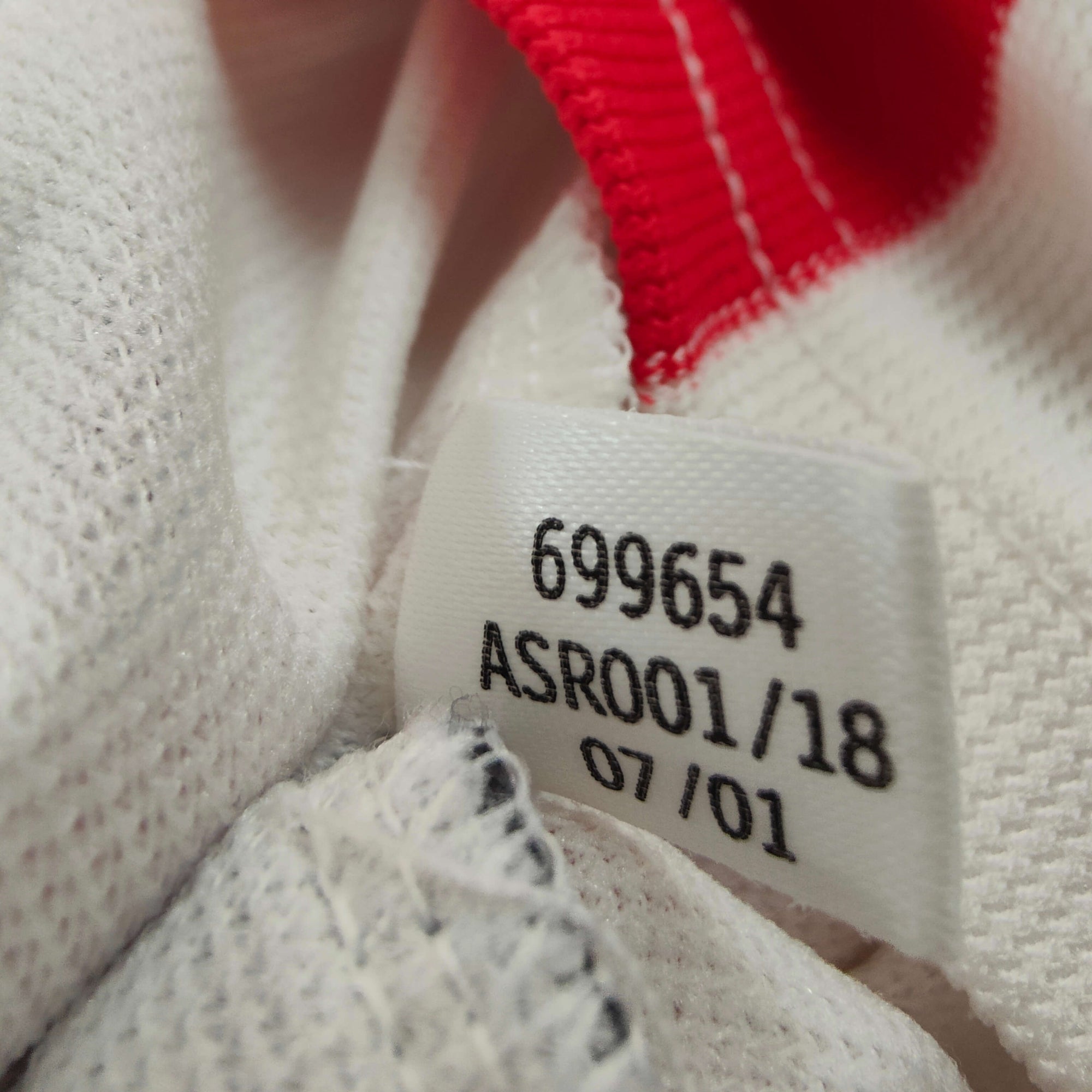 2001-02 Ajax Amsterdam Home Shirt Zlatan (Ibrahimović) 