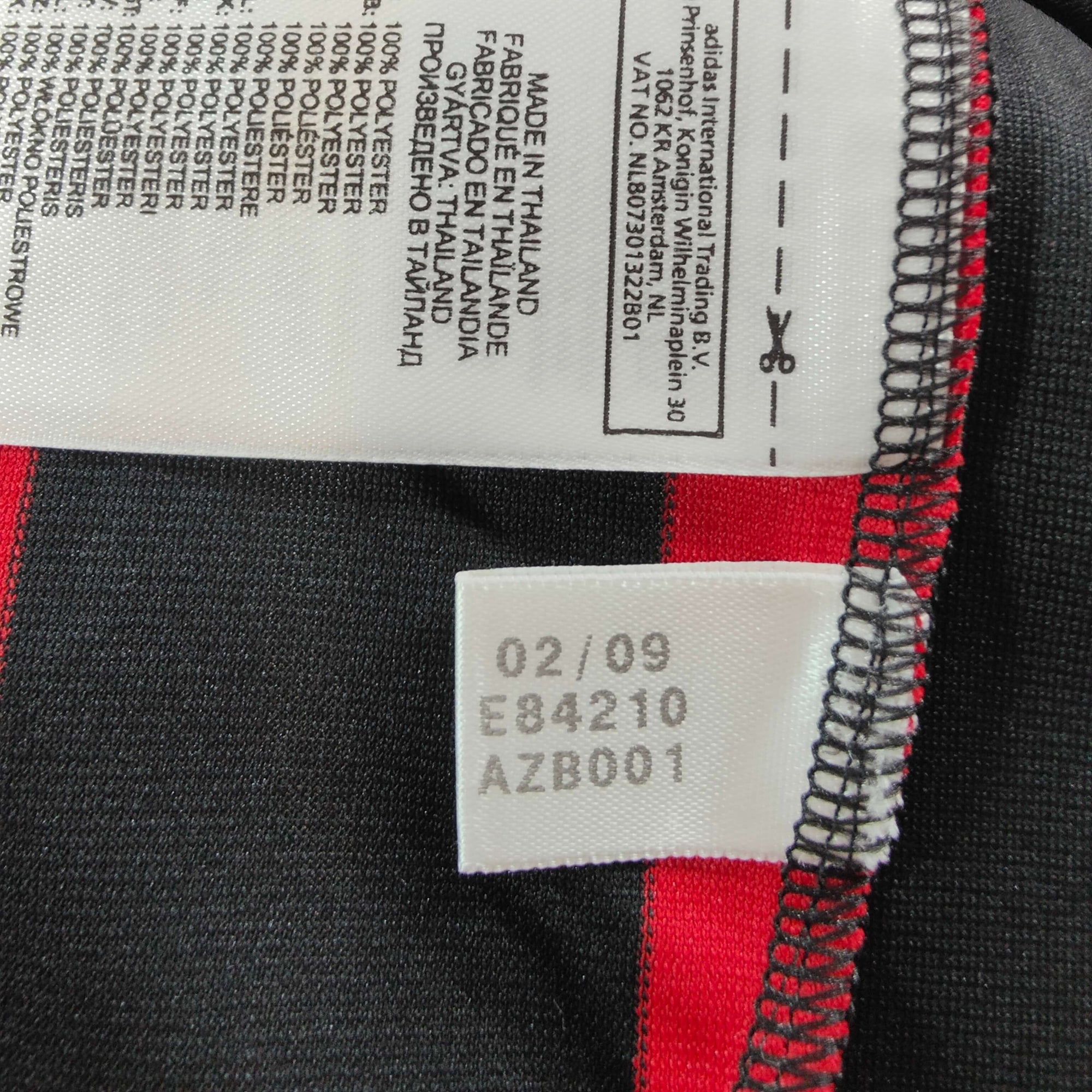 2009-10 AC Milan Home Shirt Ronaldinho 