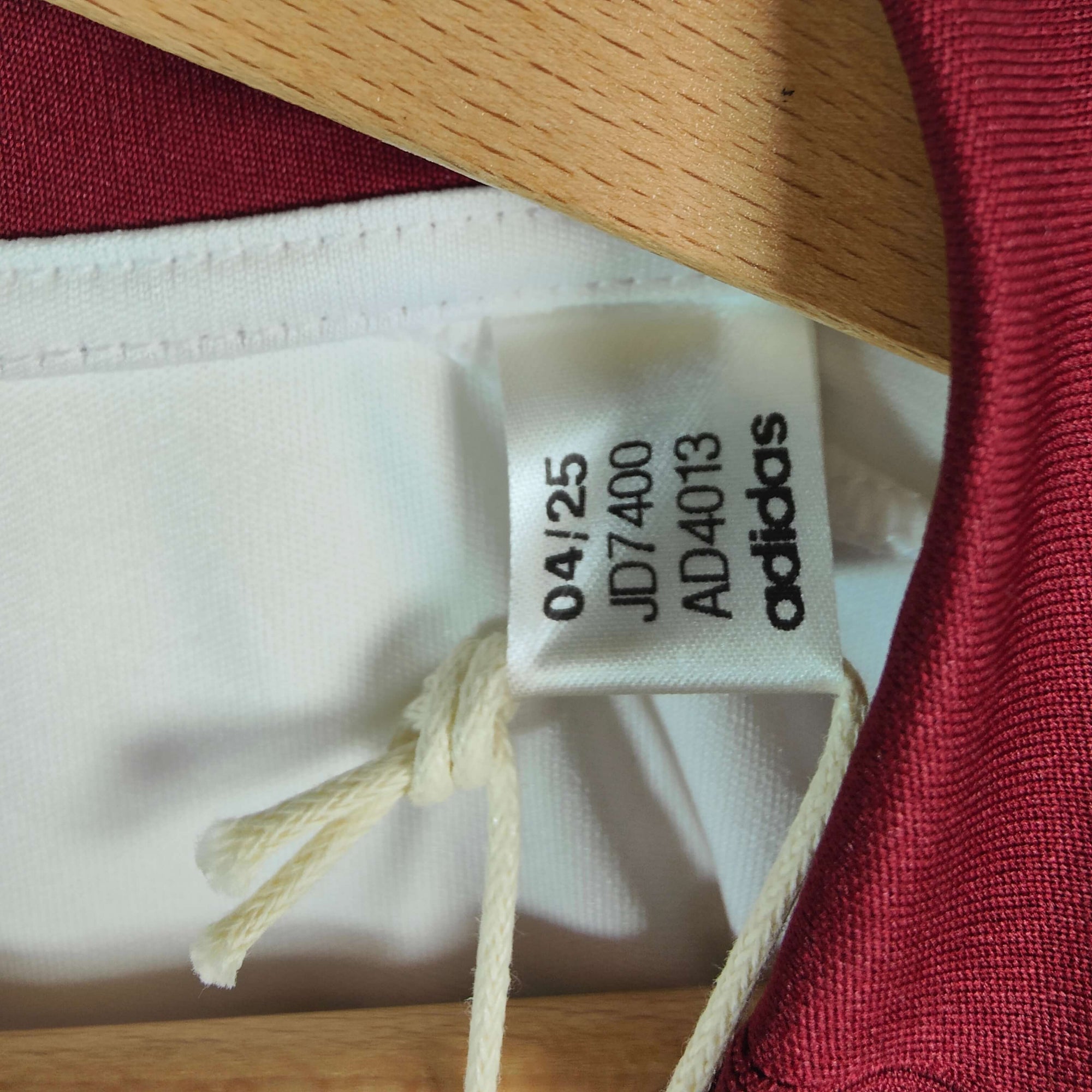 2025-26 Servette Away Shirt Kadile 
