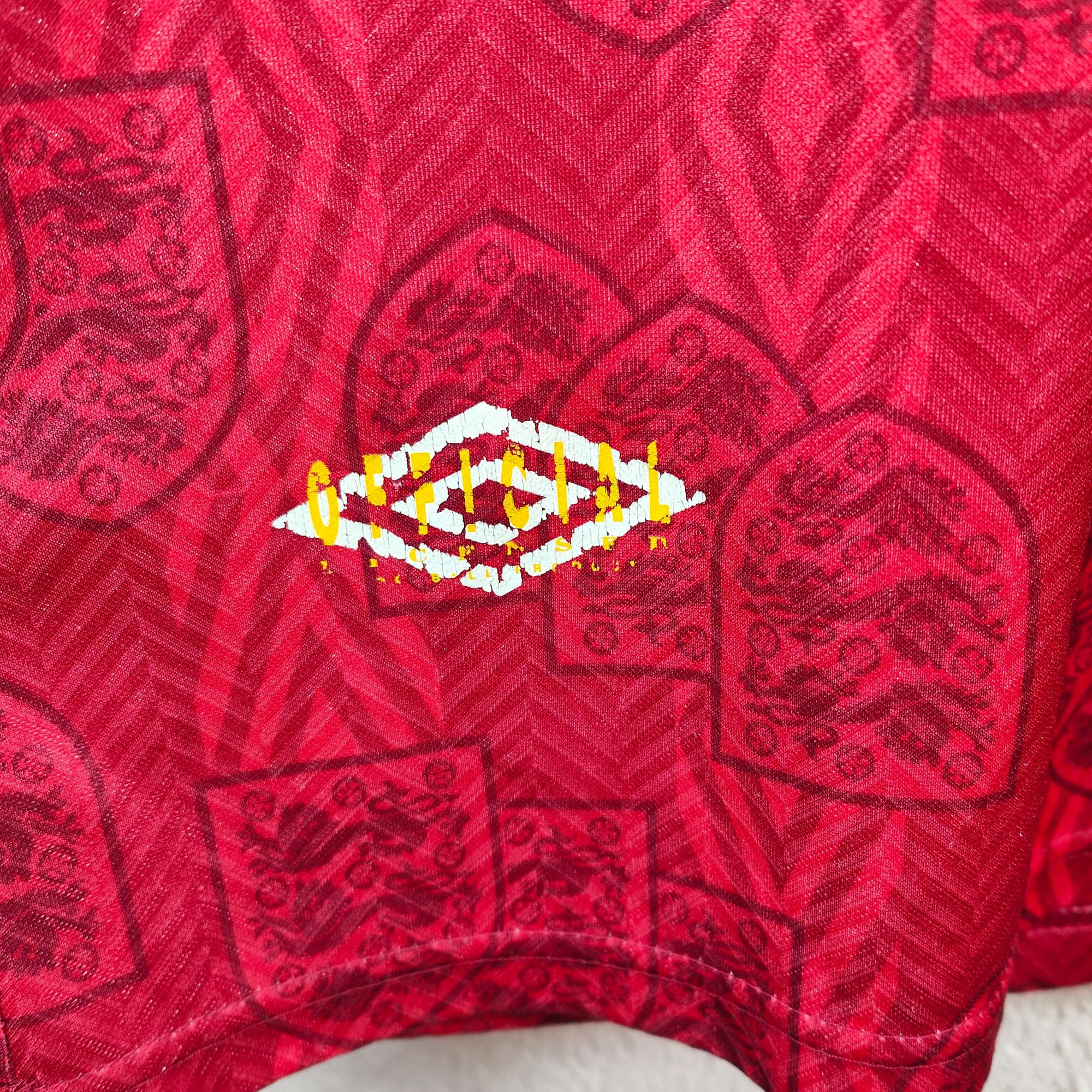 1993-95 England Away Shirt Shearer 
