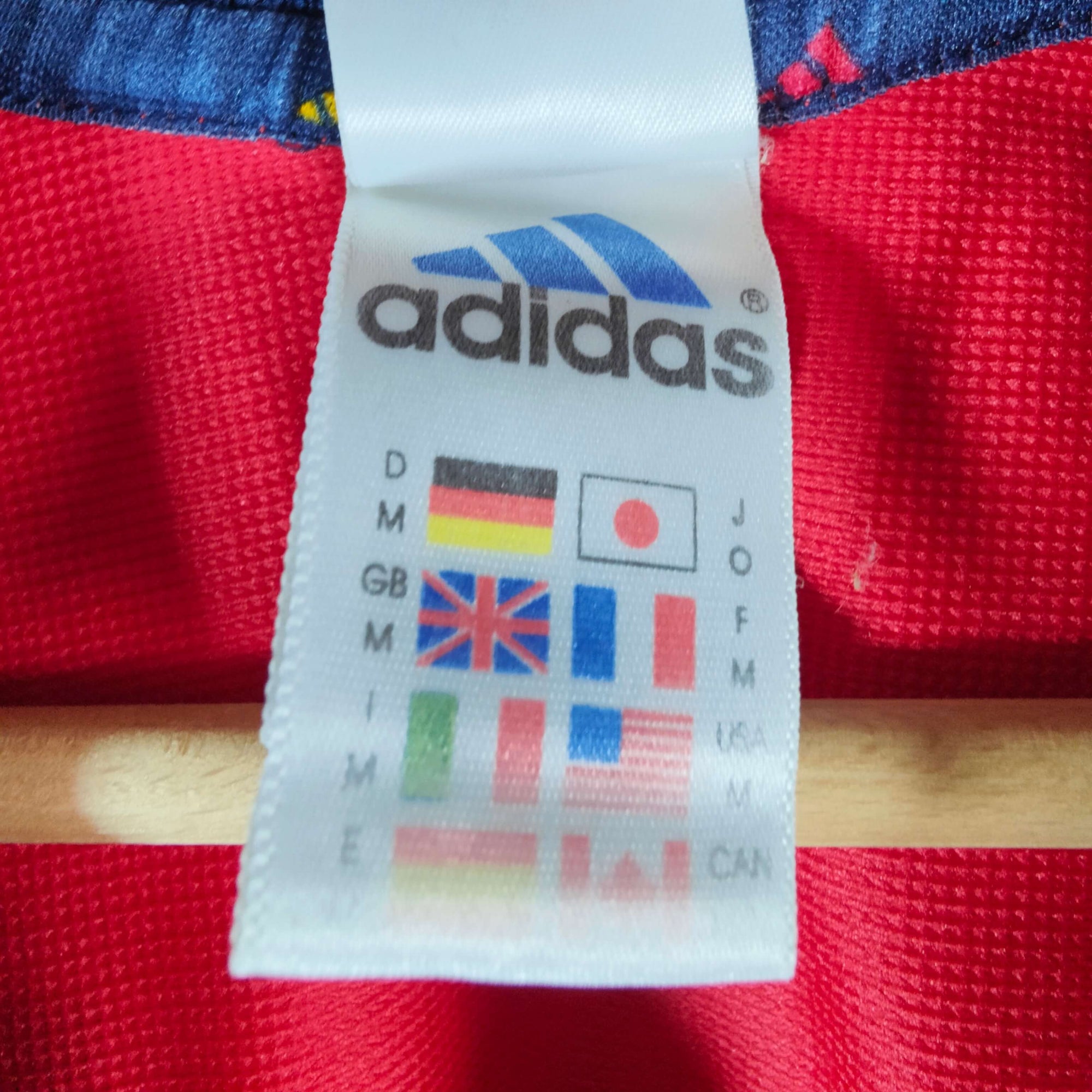 1999-02 Spain Home Shirt Raul 