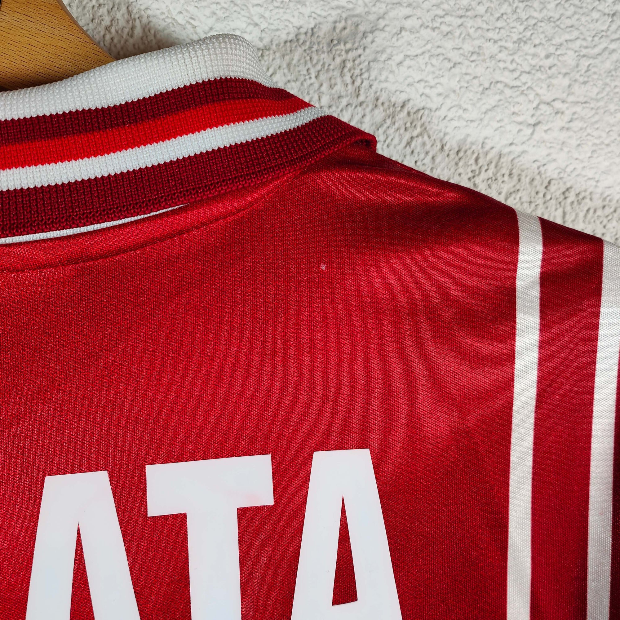 1998-99 Perugia Home Shirt Nakata 