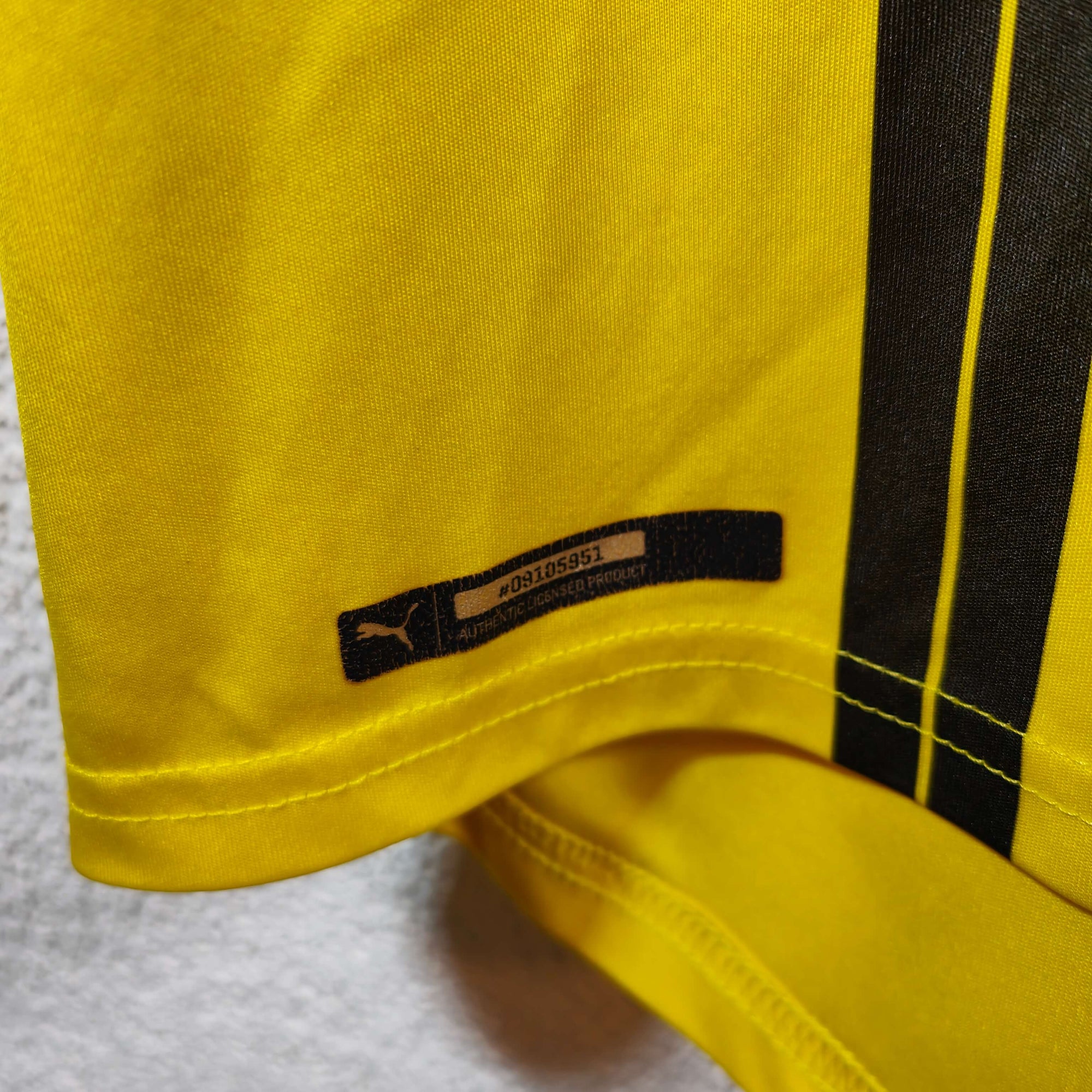 2016-17 Dortmund Home Shirt Reus 