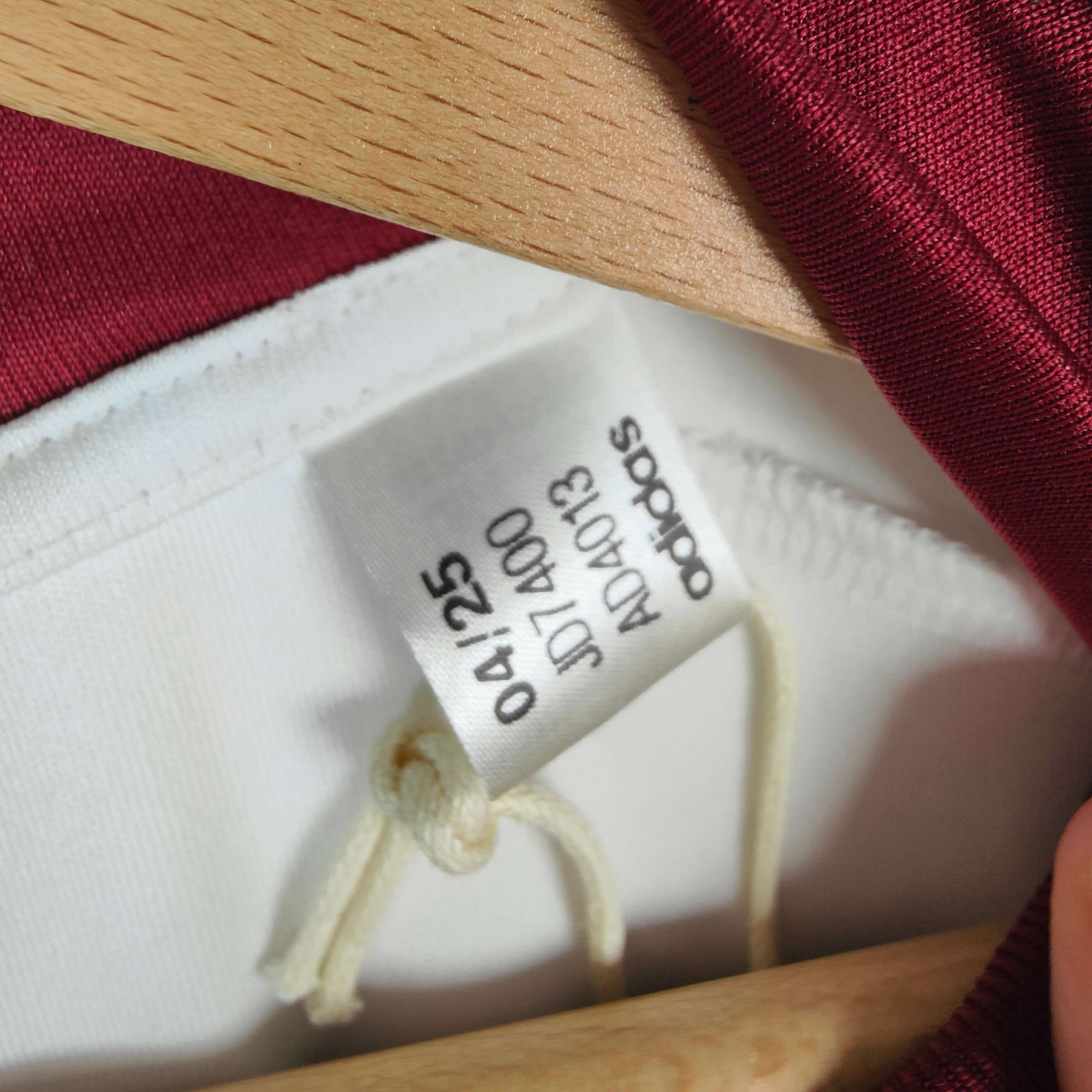 2025-26 Servette Away Shirt Ayé 