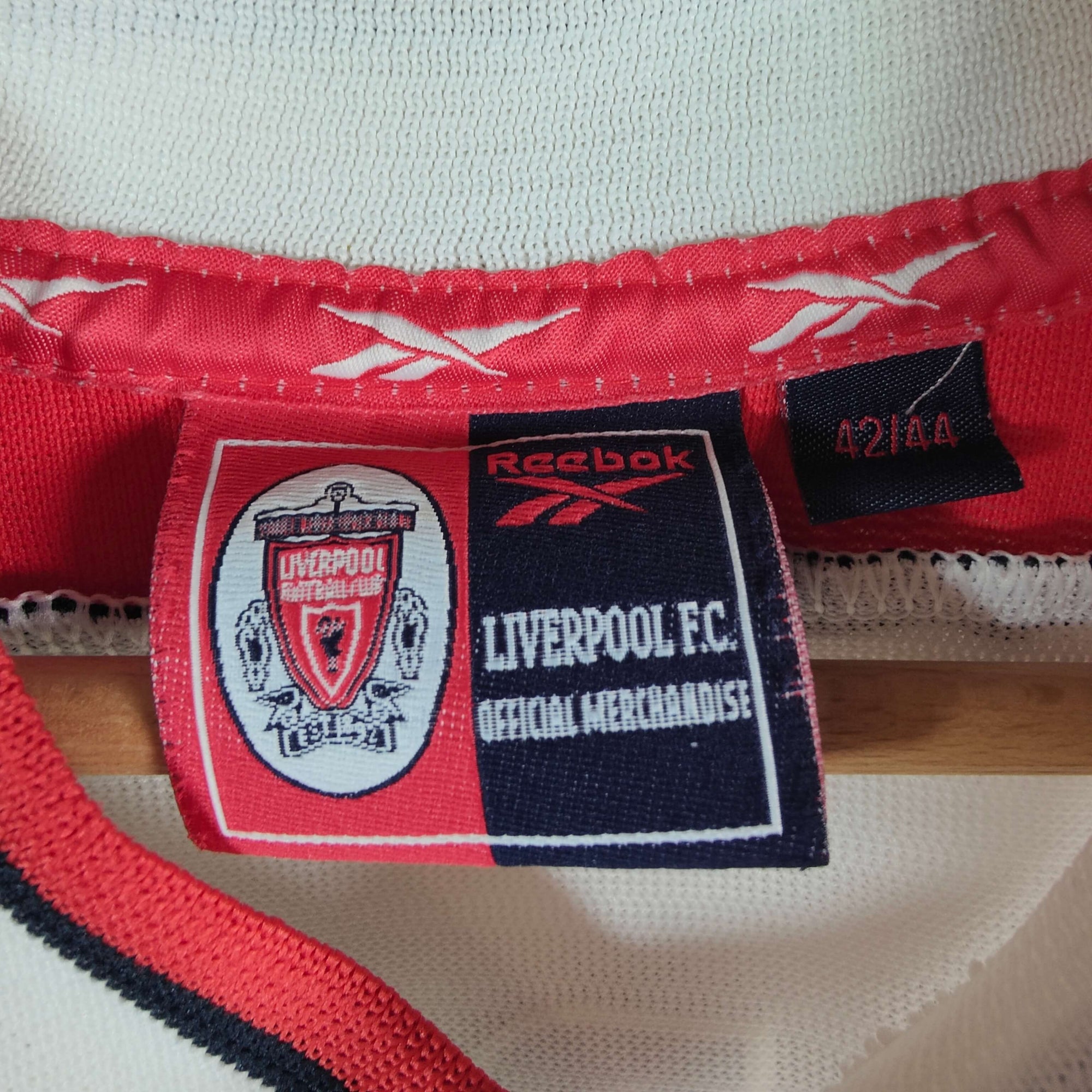 1998-99 Liverpool Away Shirt Gerrard 