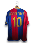 2006-07 FC Barcelona Home Shirt Ronaldinho 