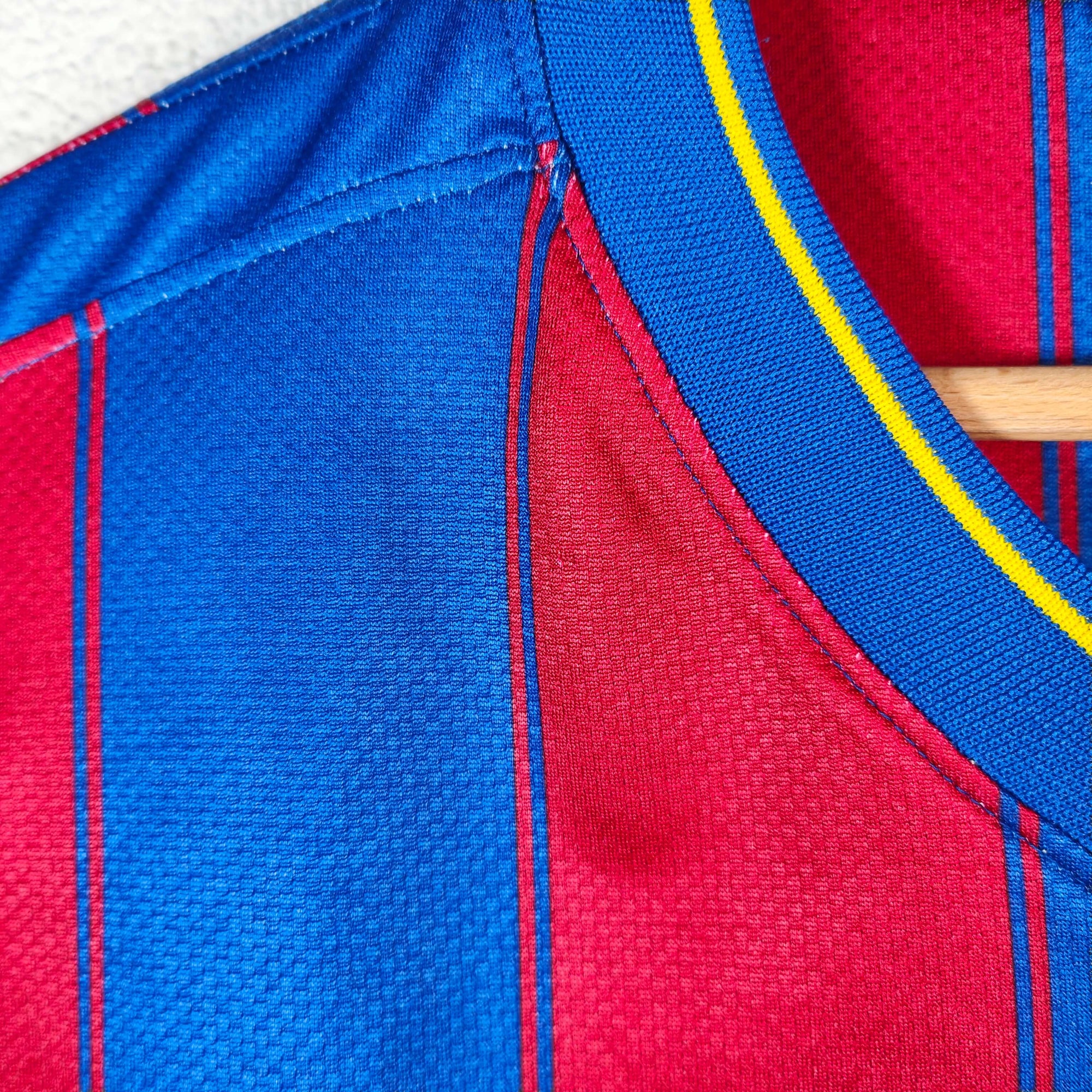 2009-10 FC Barcelona Home Shirt Messi 