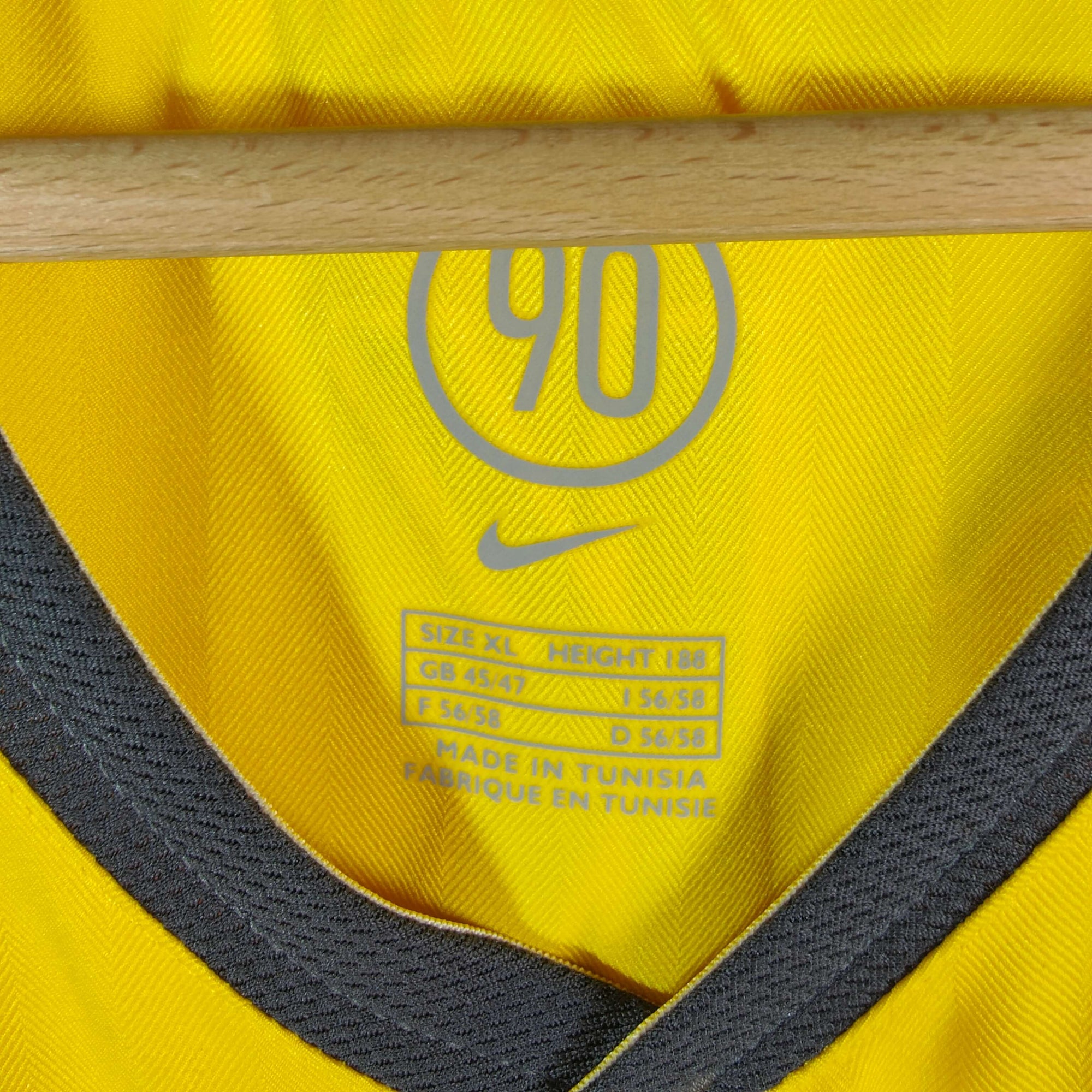 2005-06 Arsenal Away Shirt Bergkamp 