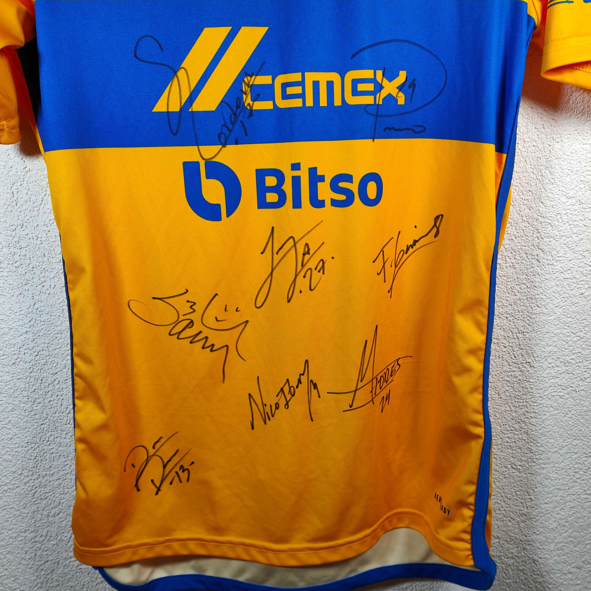 2023-24 Tigres UANL Home Shirt Signed - 9.5/10 - (S)