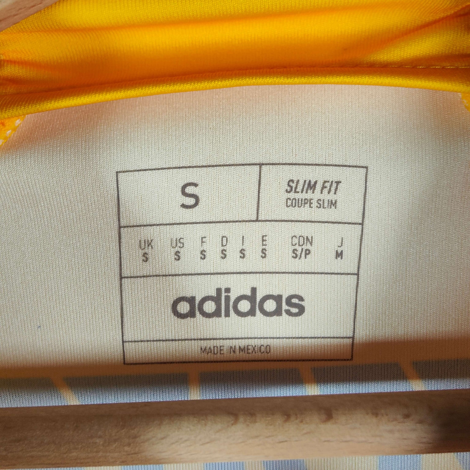 2023-24 Tigres UANL Home Shirt Signed - 9.5/10 - (S)