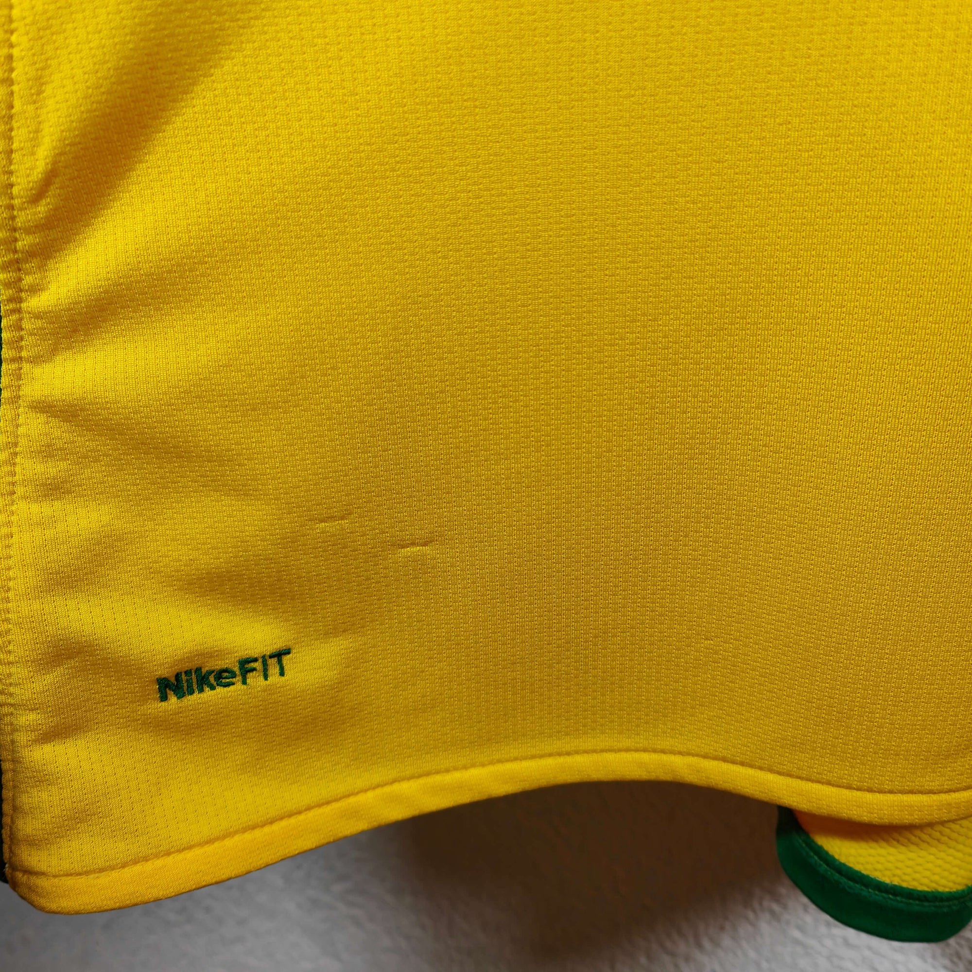 2008-10 Brazil Home Shirt Ronaldinho 