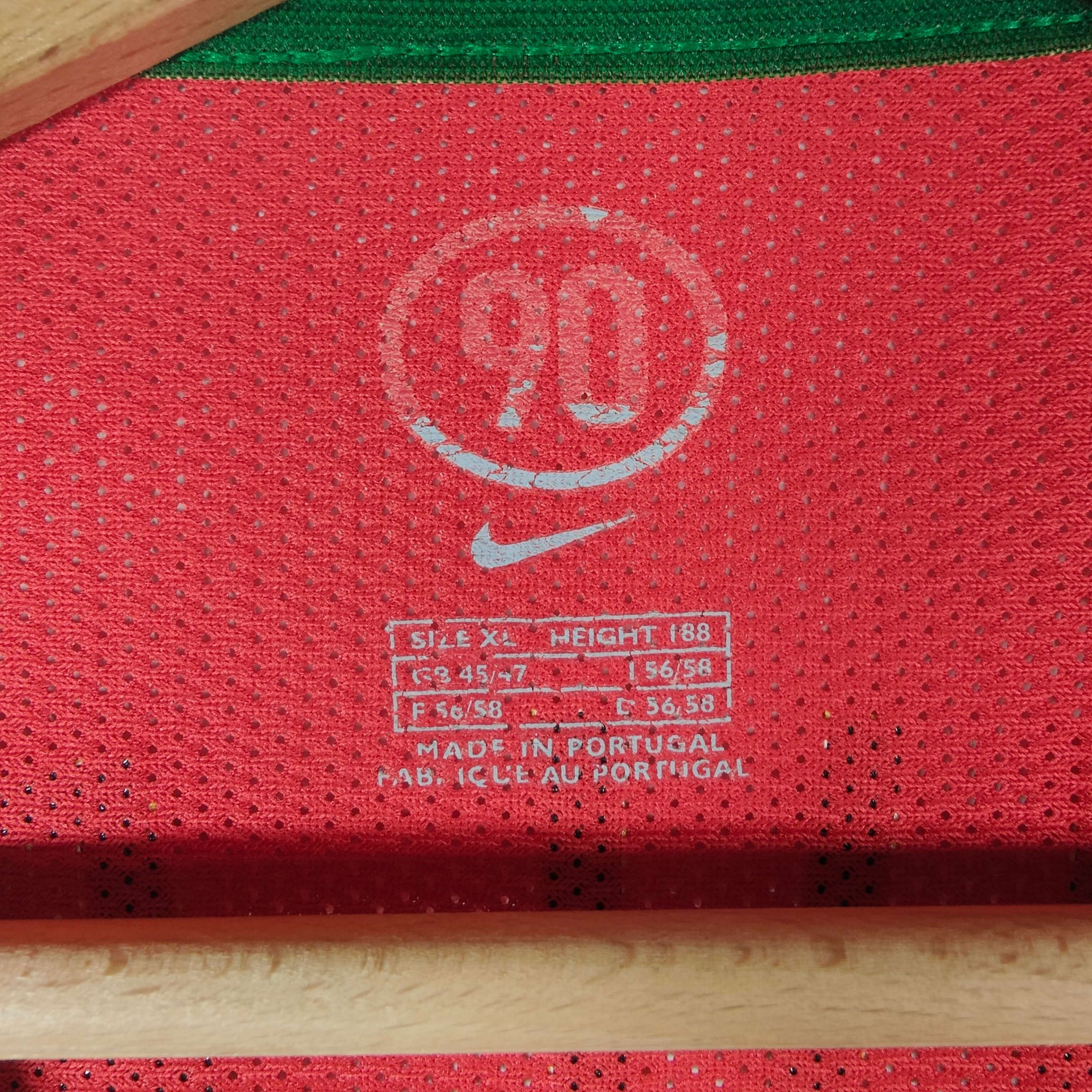 2004-06 Portugal Home Shirt Pauleta 