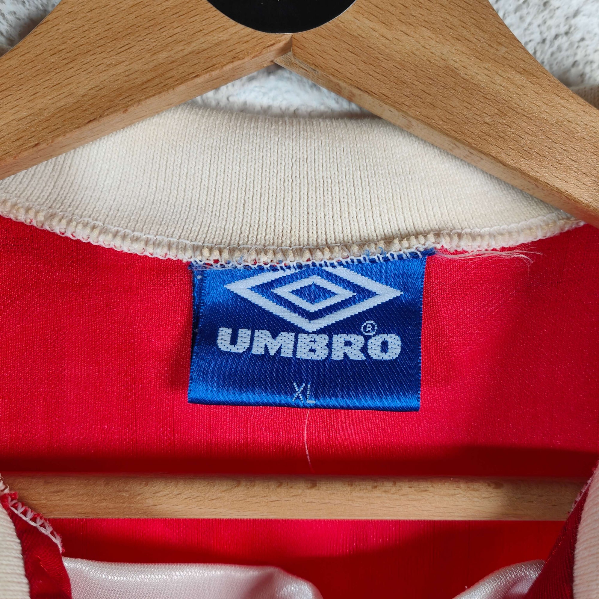 1992-94 Manchester United Home Shirt Cantona 