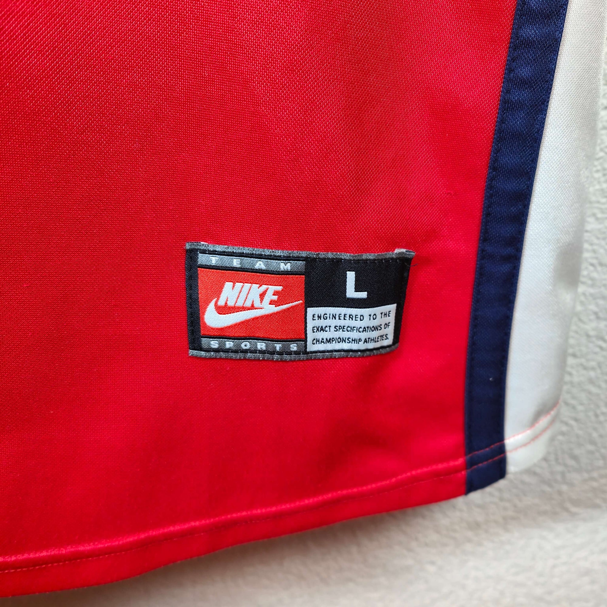 1998-99 Arsenal Home Shirt Bergkamp 