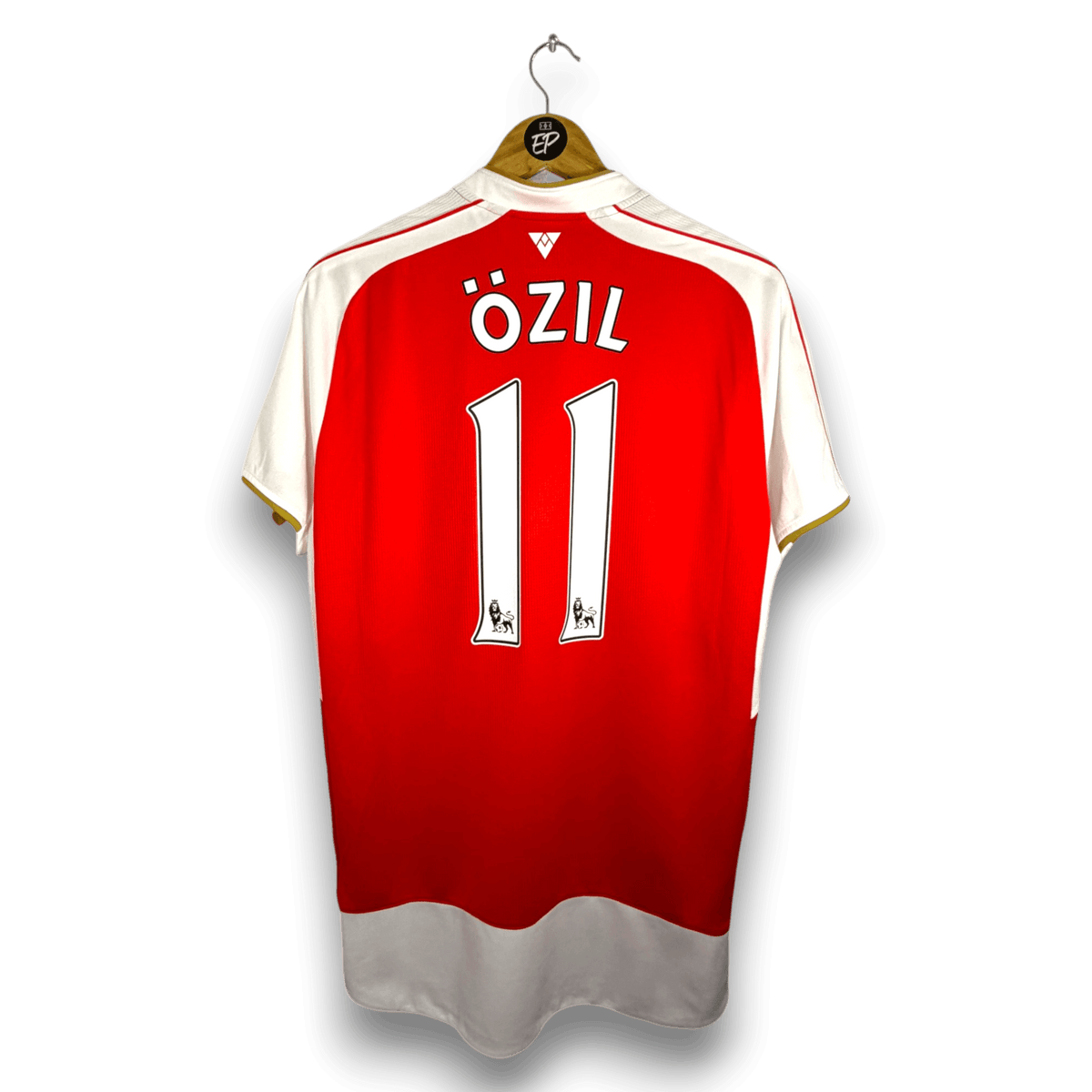 2015-16 Arsenal Home Shirt Özil 