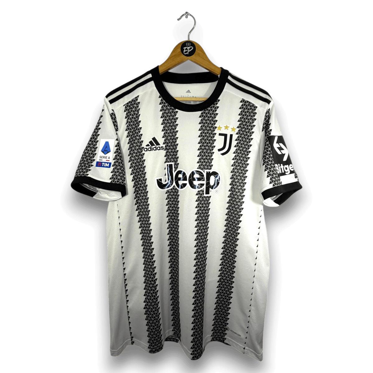 2022-23 Juventus Home Shirt Chiesa 