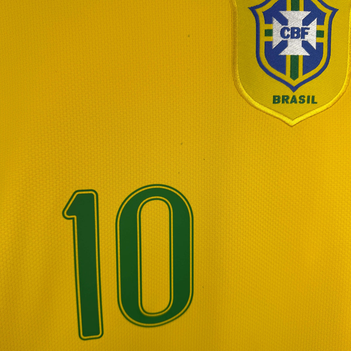 2006-08 Brazil Home Shirt Ronaldinho 