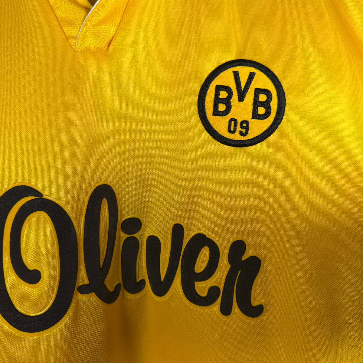 1998-99 Dortmund Home Shirt Chapuisat 
