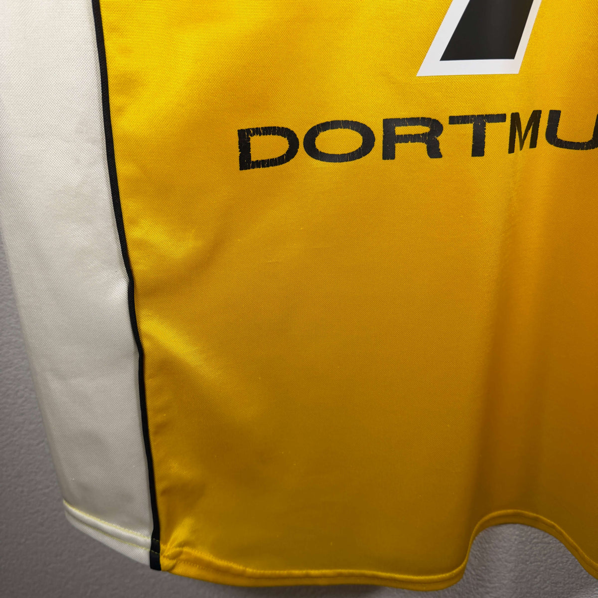 1998-99 Dortmund Home Shirt Chapuisat 