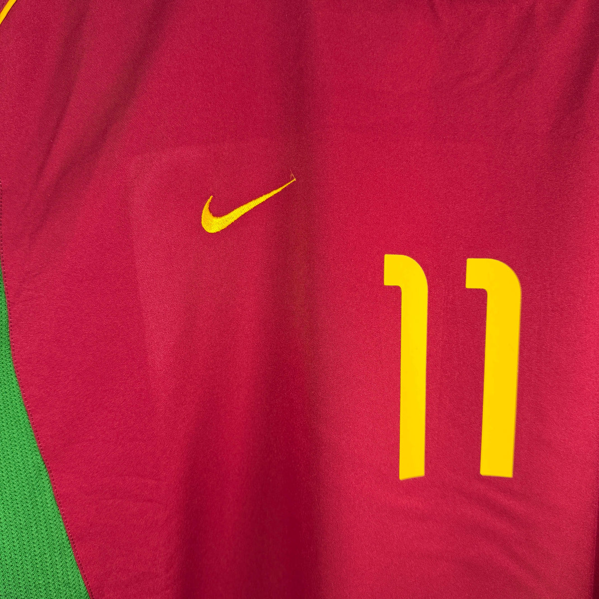 2002-04 Portugal Home Shirt Ronaldo 