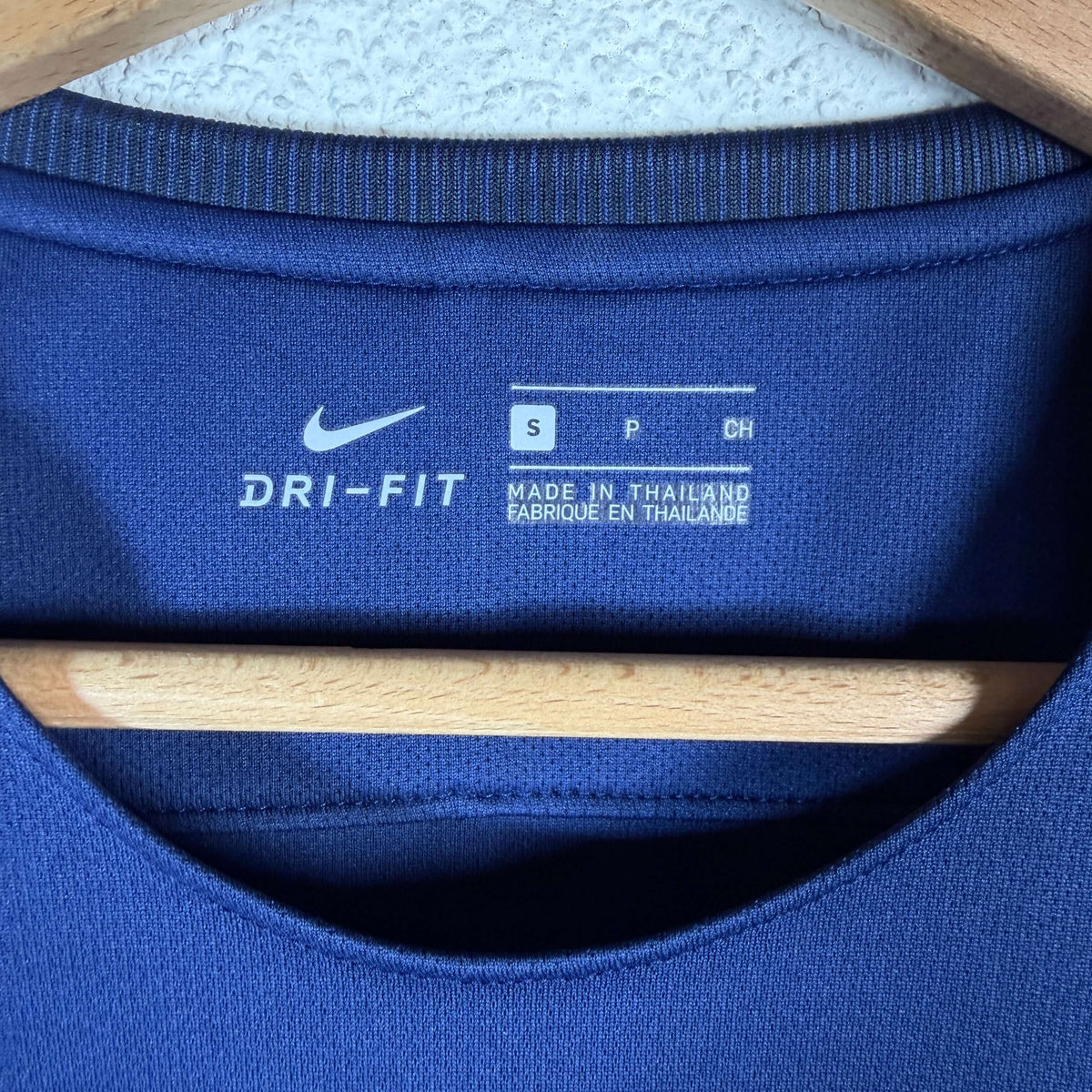 2017-18 Tottenham Away Shirt Kane 