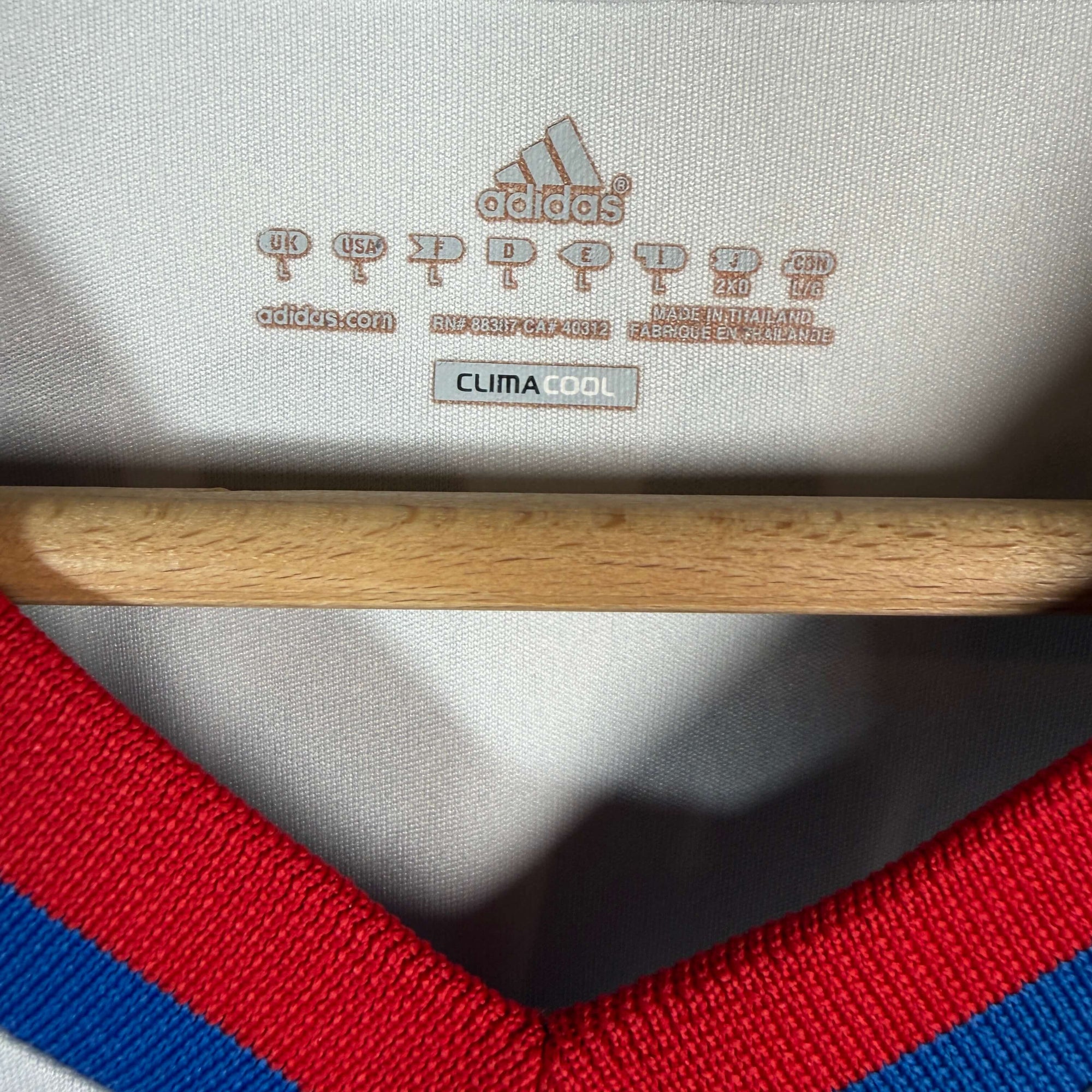 2011-12 Olympique Lyonnais Home Shirt LS Bastos 
