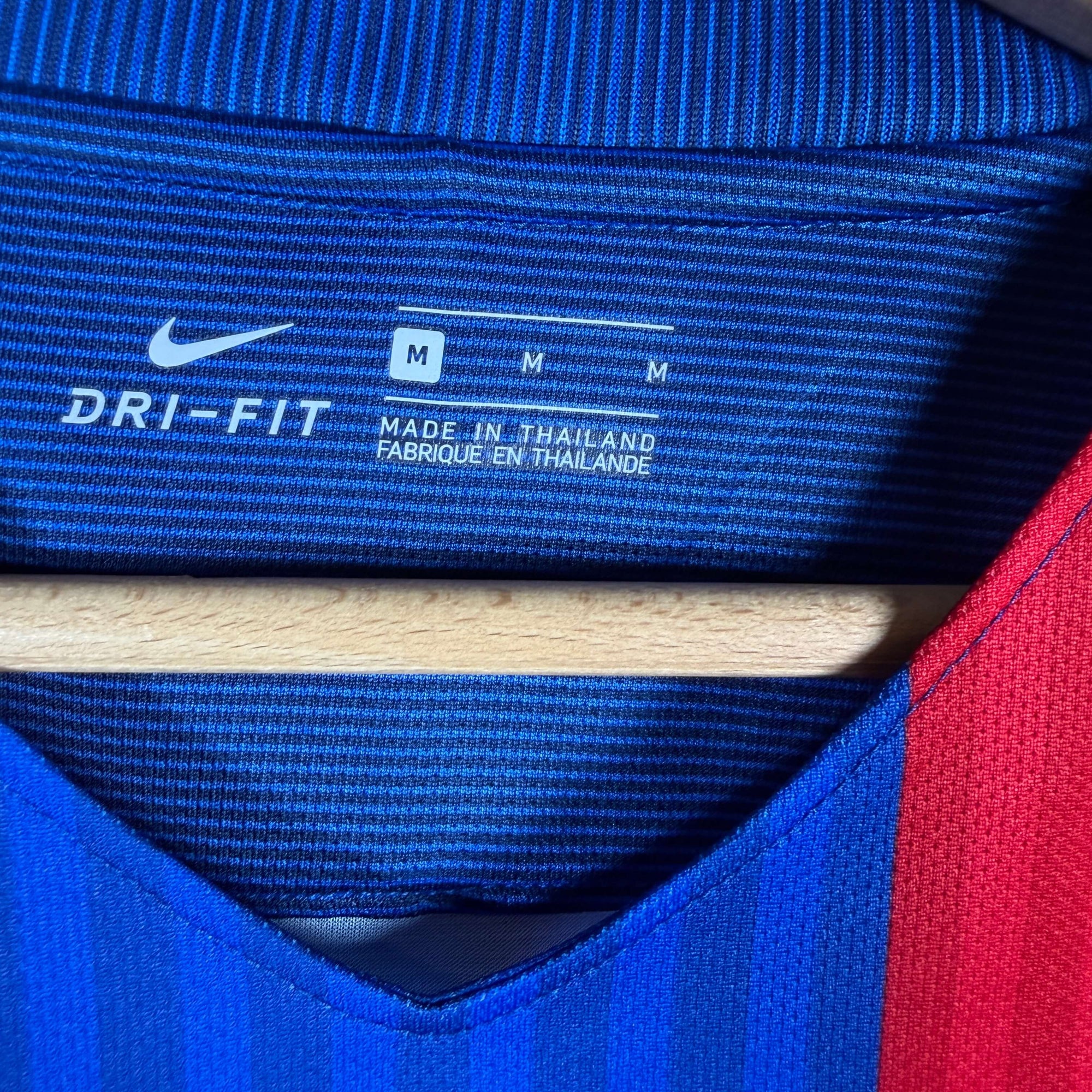 2016-17 FC Barcelona Home Shirt Neymar 