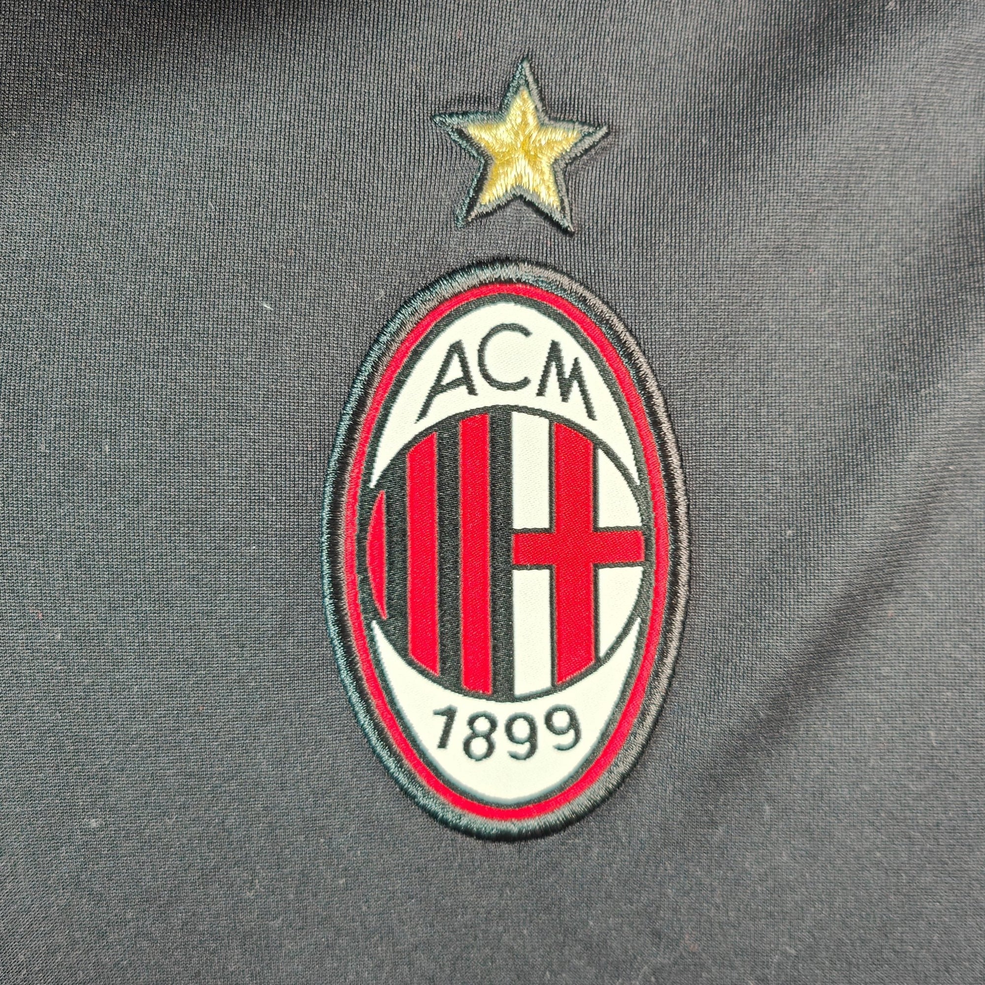 AUCTION 2012 - 13 AC Milan Third Shirt El Shaarawy 92 - 9.5/10 - (M) - Eternal Pitch