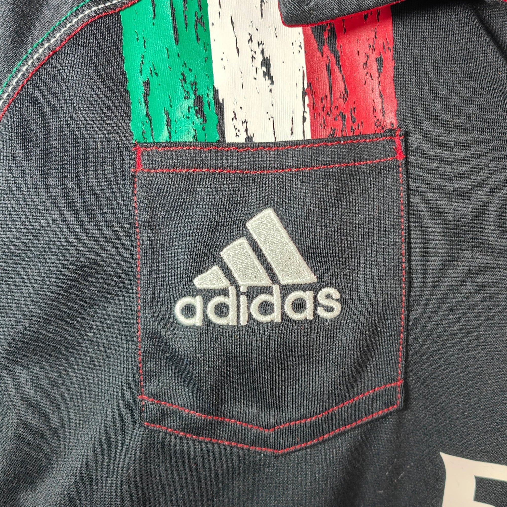 AUCTION 2012 - 13 AC Milan Third Shirt El Shaarawy 92 - 9.5/10 - (M) - Eternal Pitch