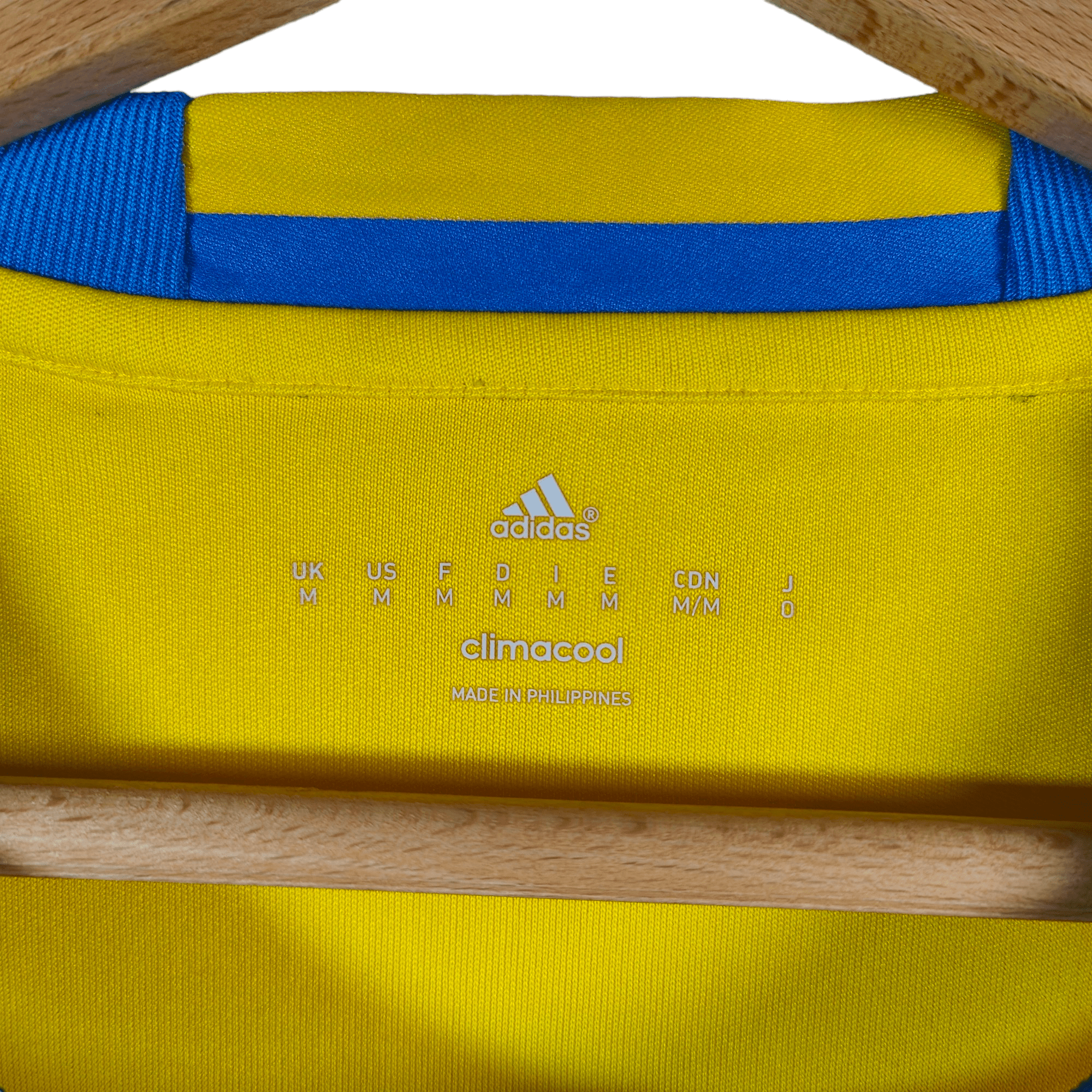 AUCTION 2015 - 16 Sweden Home Shirt - 9.5/10 - (M) ENDED - Eternal Pitch