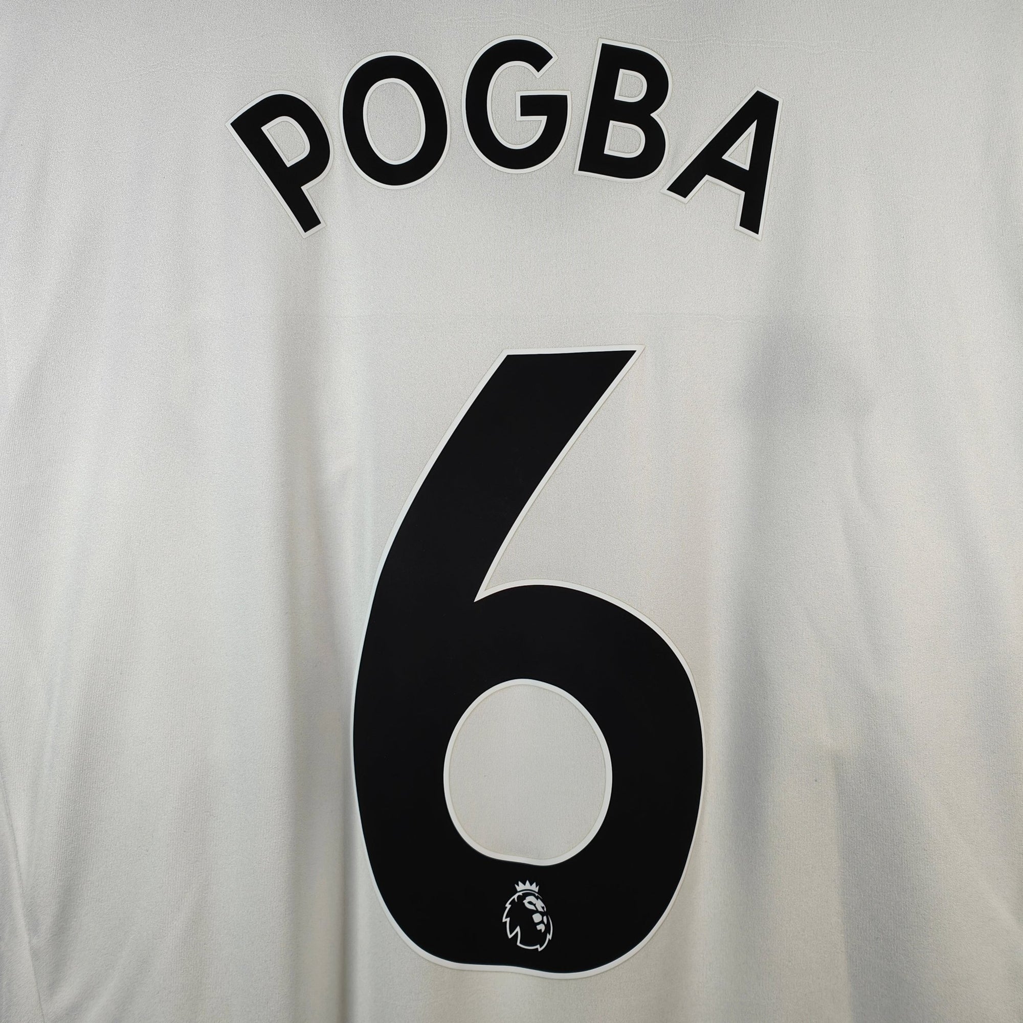AUCTION 2016 - 17 Manchester United Third Shirt Pogba 6 - 9.5/10 - (XL) - Eternal Pitch