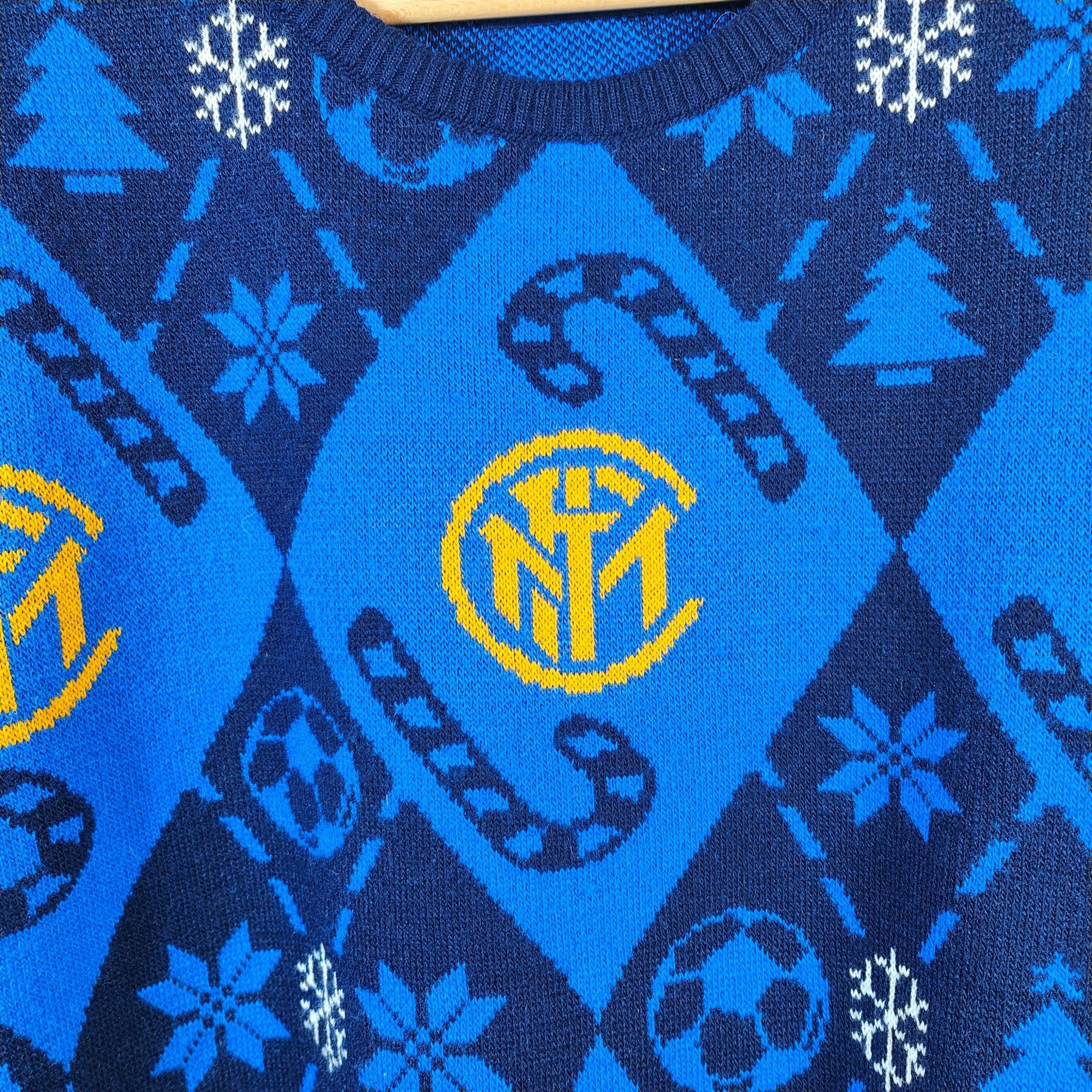 Inter Milan Christmas Jumper - 9.5/10 - (M) - Eternal Pitch